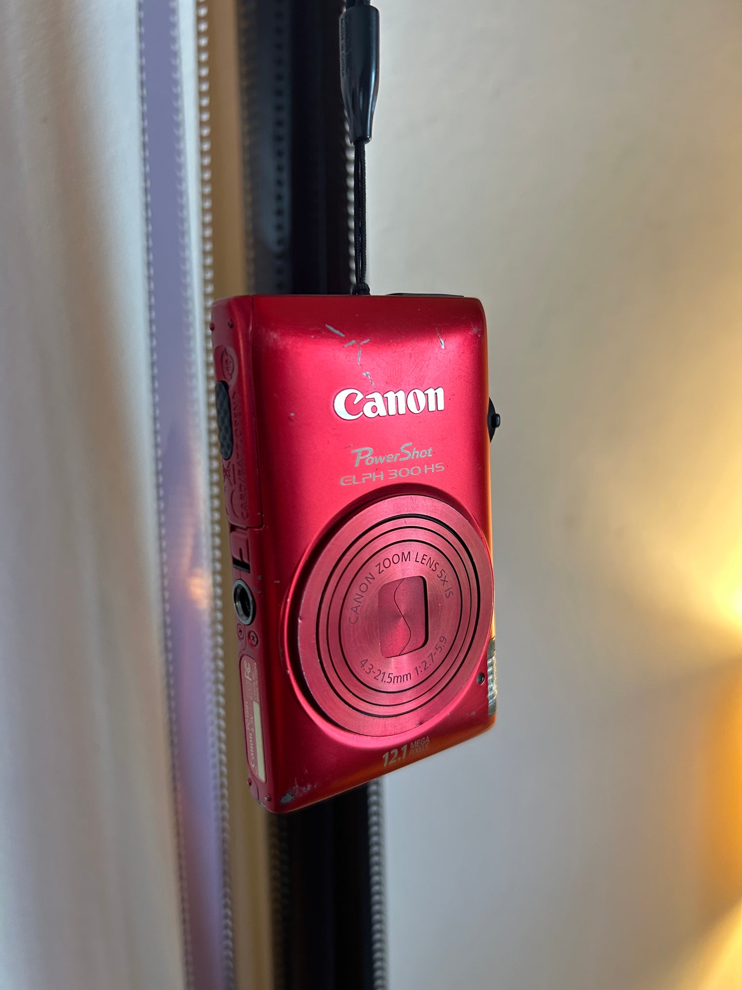 Canon PowerShot ELPH 300HS